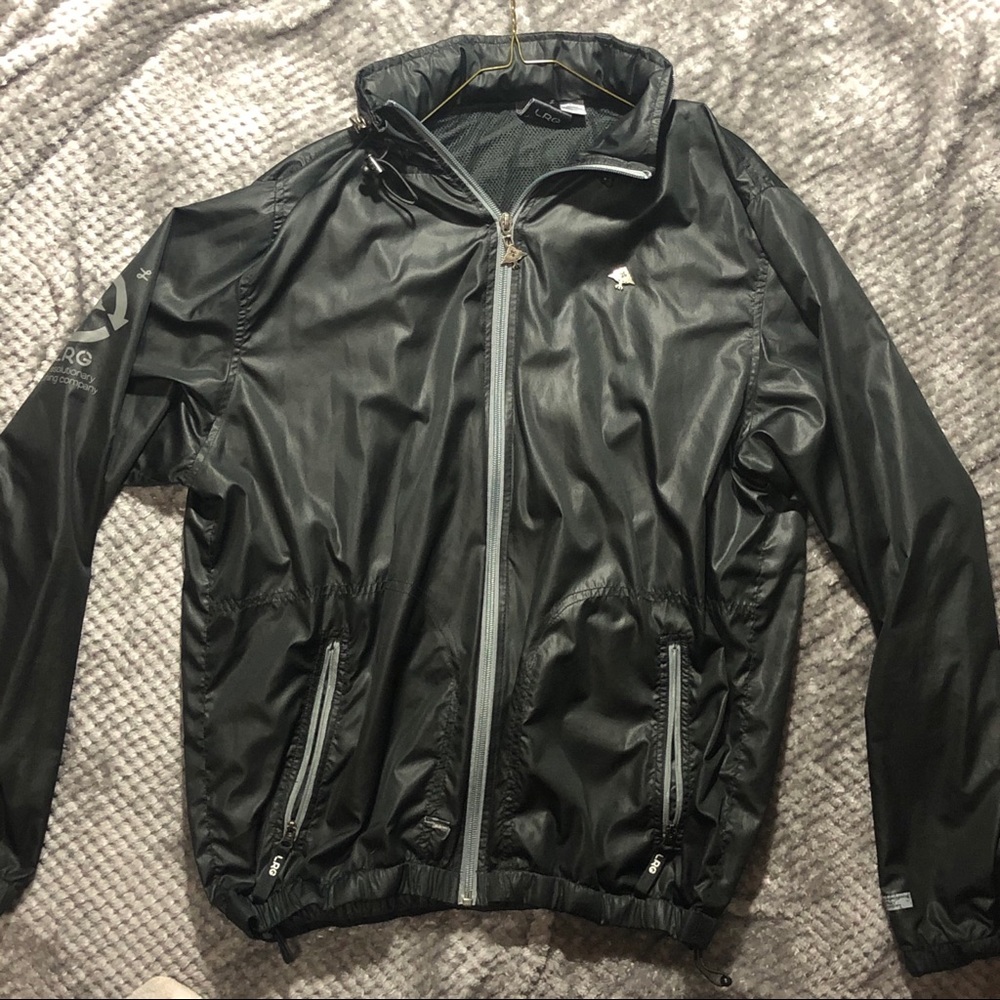 Lrg raincoat
